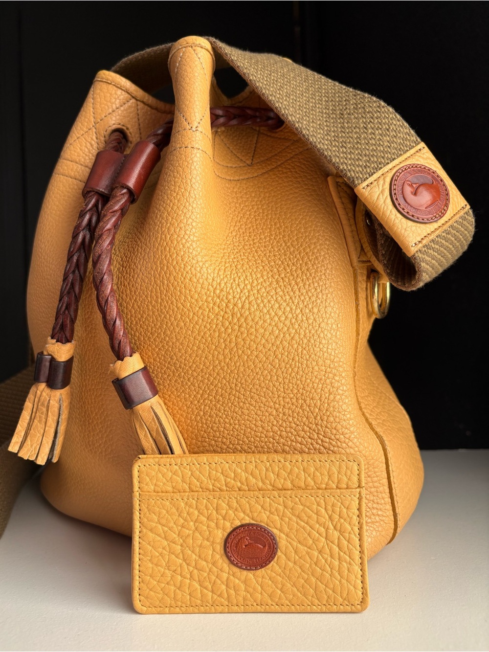 Dooney and Bourke awl Leather Palomino Card holder wallet bag